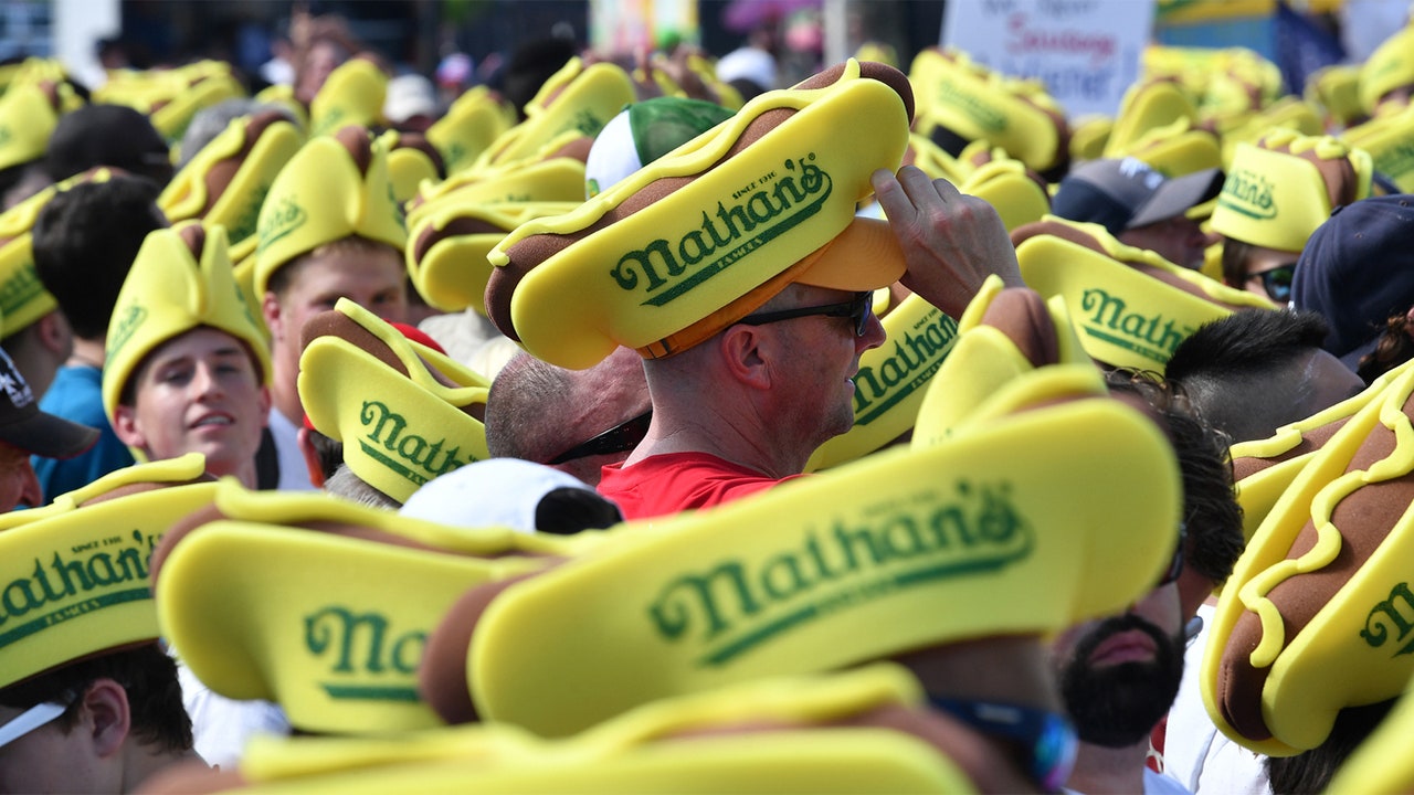 Nathan's hot dog foam hat online