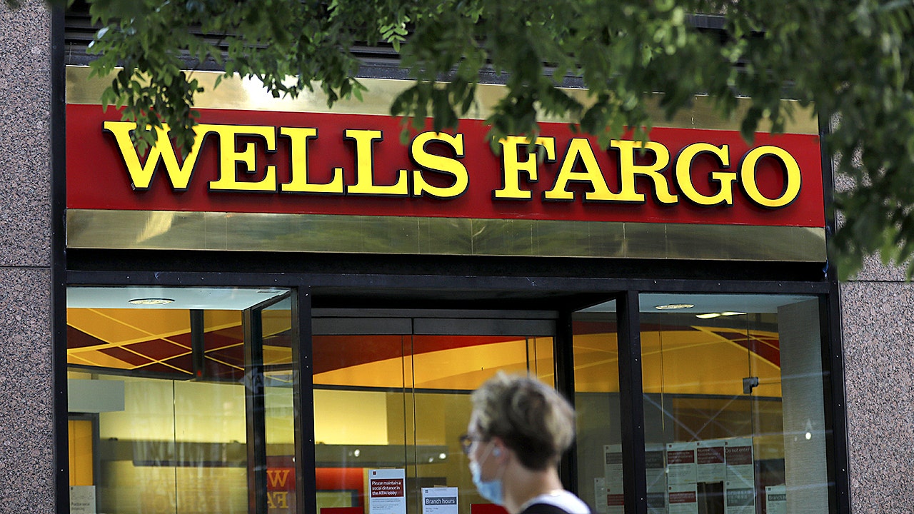 Wells Fargo sold assets to stay under Fed asset cap as markets lurched ...