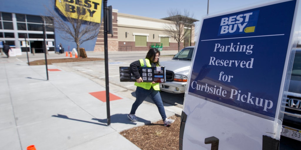 Best Buy Eyes Worst Days For Some Workers Fox Business