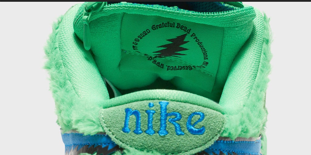 Nike SB × GRATEFUL DEAD green Nike SB Dunk Low Grateful Dead Bears Green Men's - CJ5378