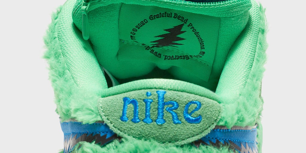 grateful dead nike logo