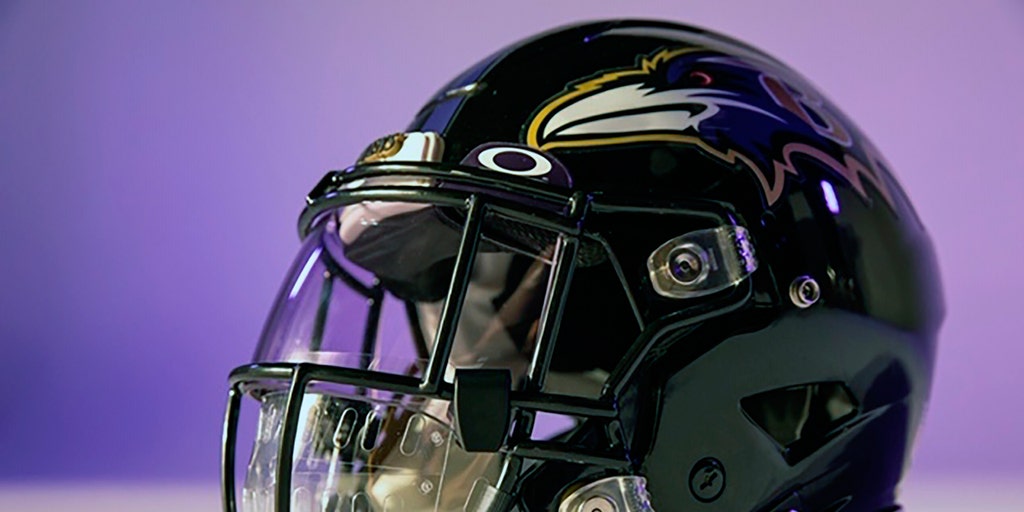 NFL, Oakley unveil coronavirus 'mouth shield' to protect players