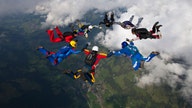 Coronavirus lockdowns fuel skydiving, hot air balloon interest