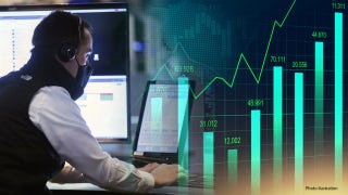 Stocks rise with U.S. big growth shares; 5-yr U.S. yields climb