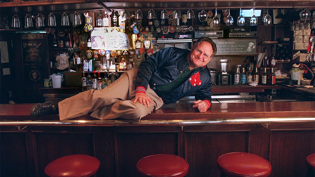Boston's 'Cheers' bar closing due to coronavirus | Fox Business