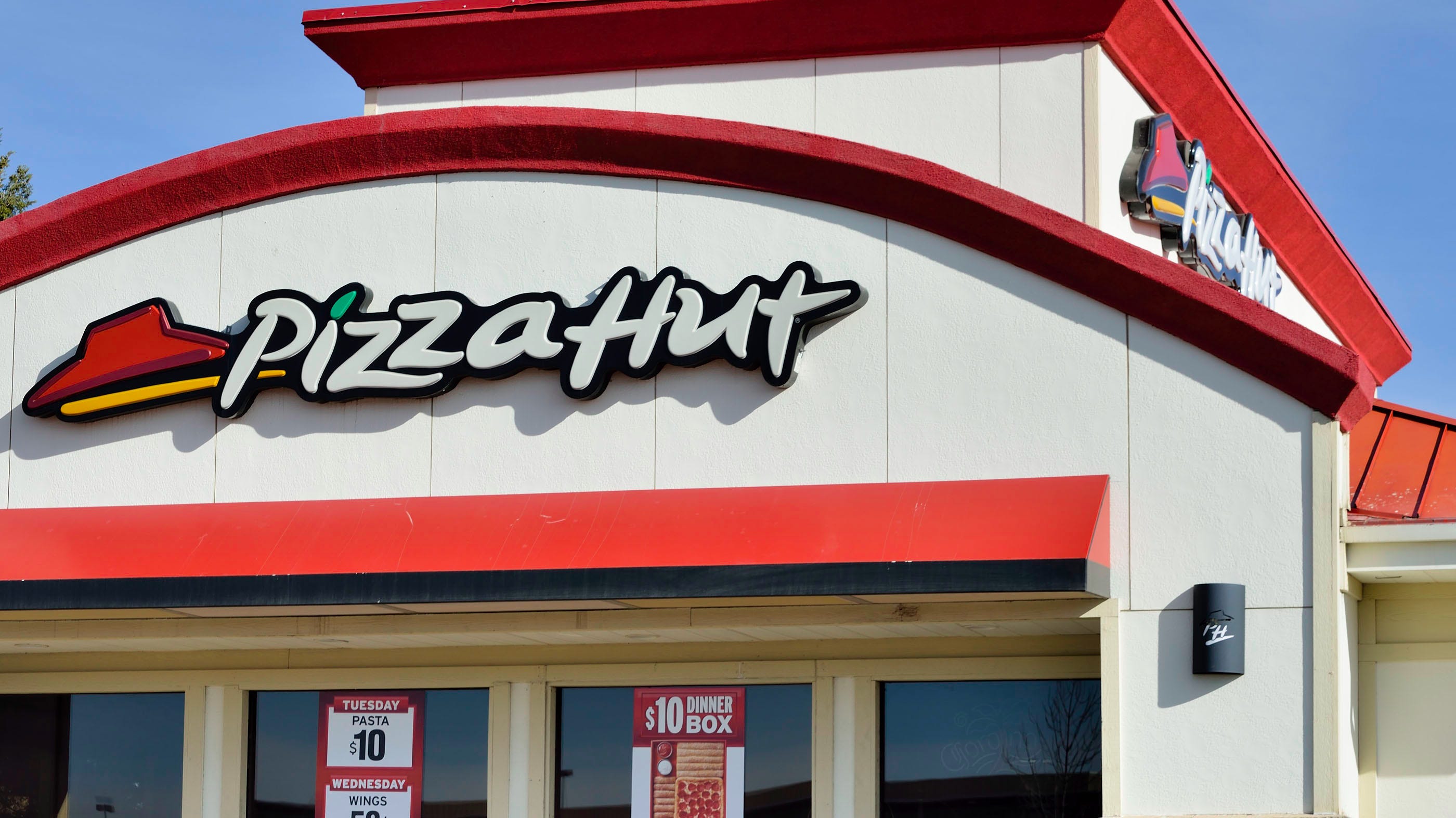 Pizza hut bankrupt hotsell