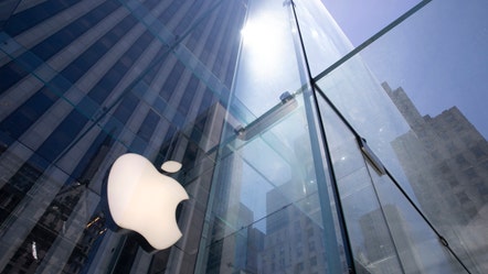 Apple stock drop makes history with $179B loss
