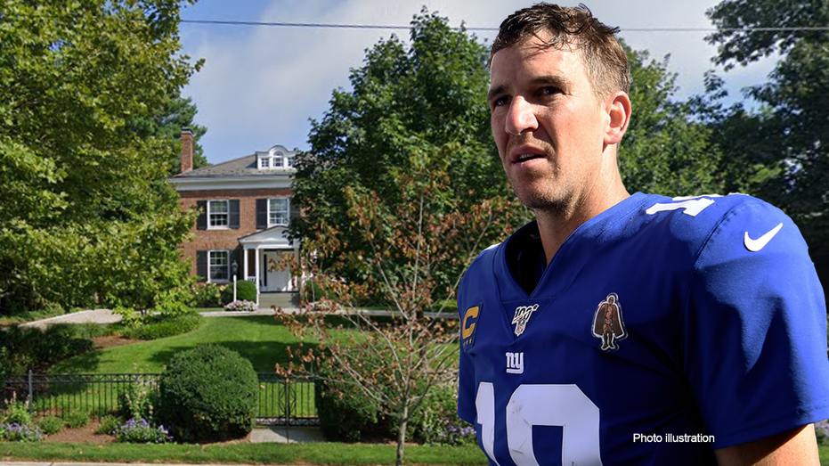 NY Giants quarterback Eli Manning rode out Hurricane Sandy in waterfront  Hoboken, New Jersey apartment – New York Daily News