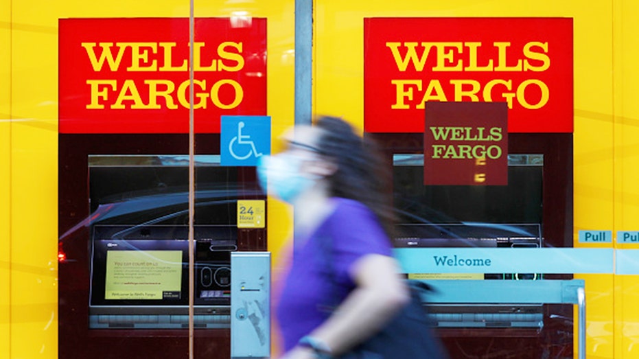 Wells Fargo starts costcutting layoffs amid COVID19 blight