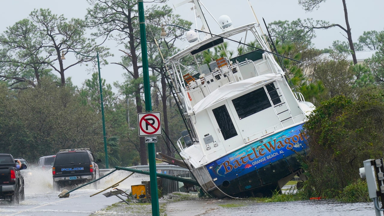 Hurricane Sally Power Outages Top 540 000 In Alabama Florida And Georgia Fox Business