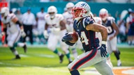 Patriots' Stephon Gilmore has good chance to defend Defensive Player of the Year title, oddsmakers say