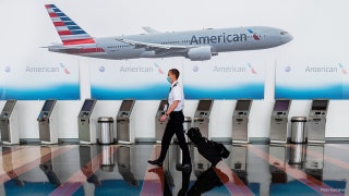 American Airlines just put unvaccinated employees on notice