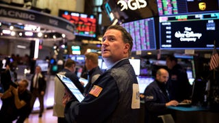 Stock futures trade mixed ahead of jobless claims report