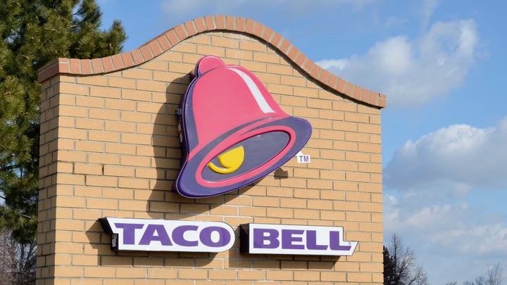 Taco Bell customers sue, claim manager poured boiling water on them in dispute over wrong order