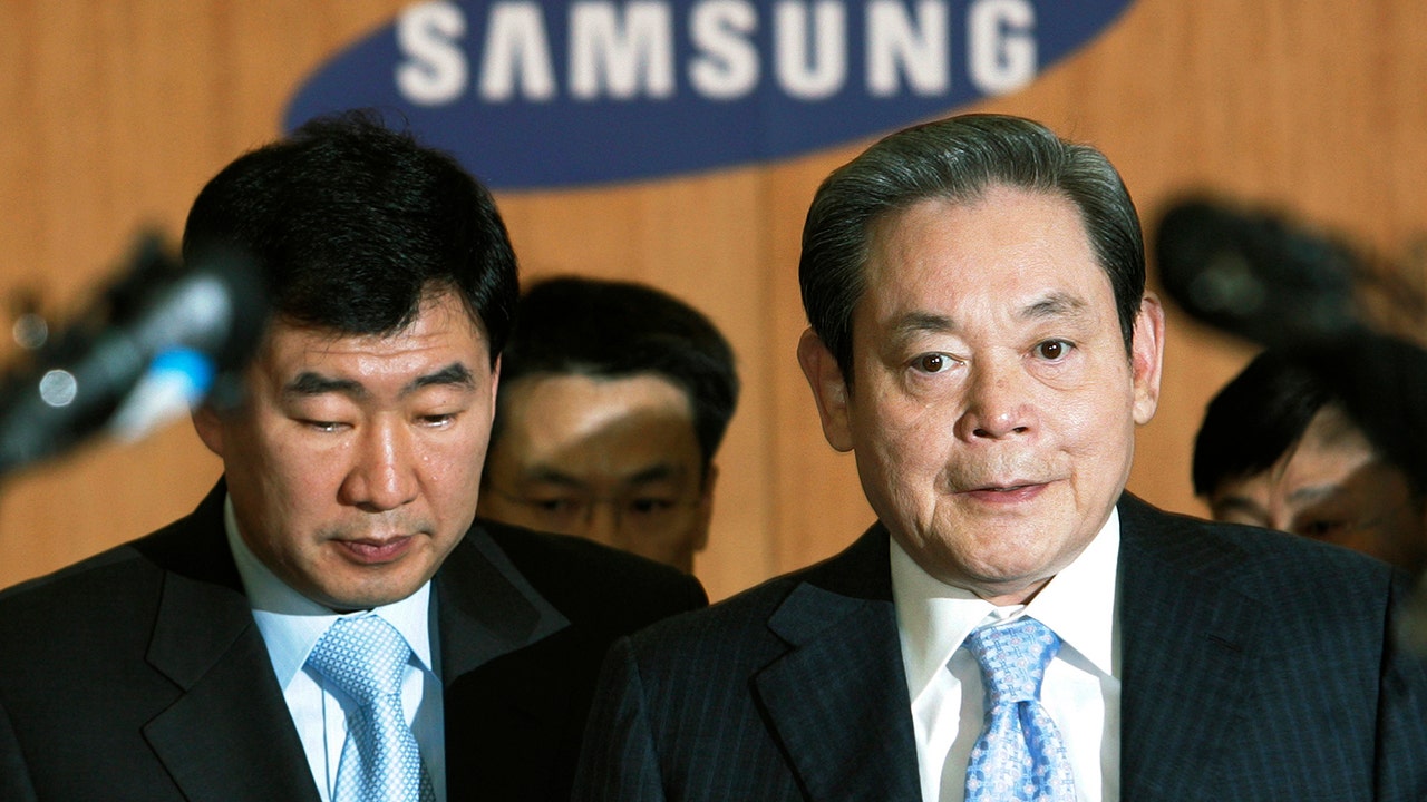 Samsung shares rise on news of Chairman Lee Kun-hee's death: report - Fox Business