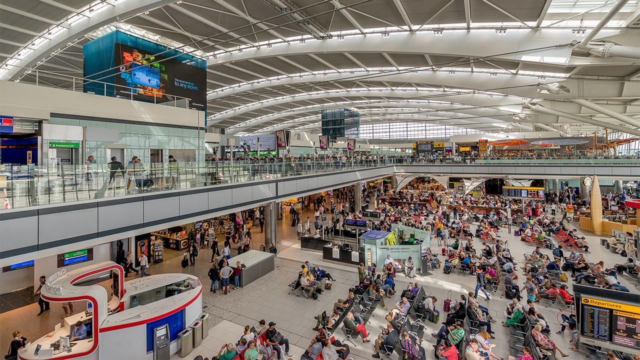 London’s Heathrow Airport closed all day Friday after fire causes power outage