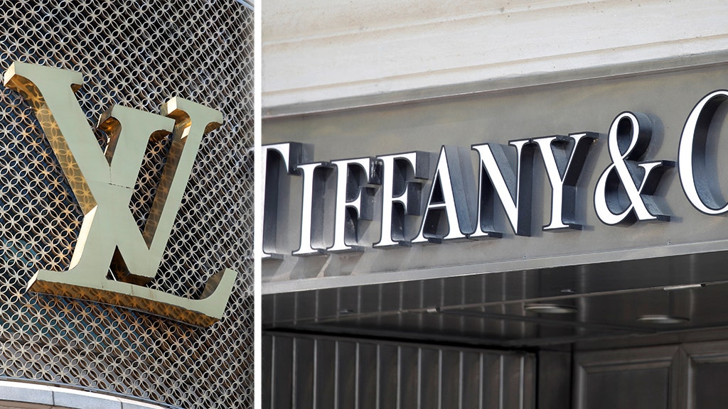 Tiffany agrees to new deal terms with LVMH