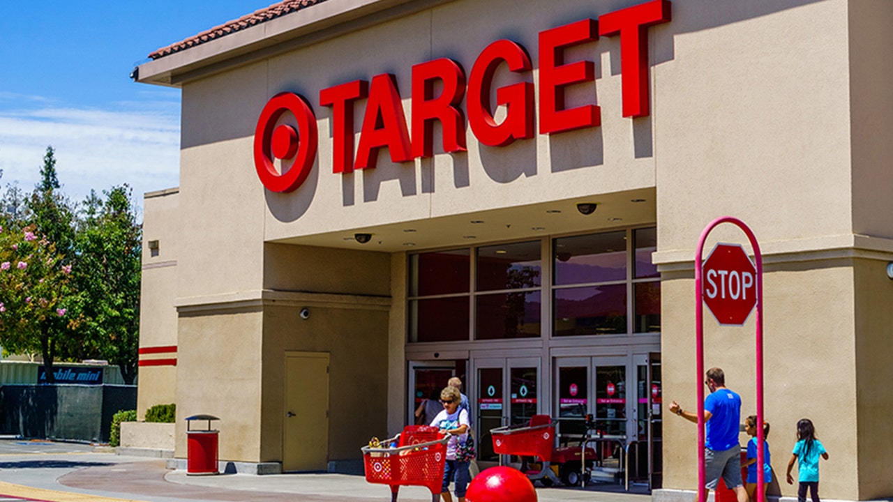 Target recalls 480,000 pieces of toddler and toddler clothing due to choking hazard