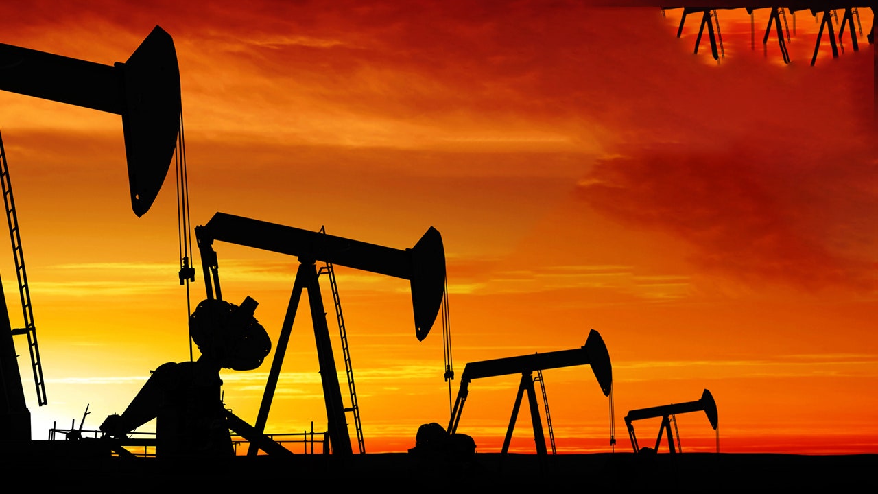 az-news-ai.blogspot.com - Global coronavirus surge causes new lockdowns and oil prices to fall on Monday: report - Fox Business