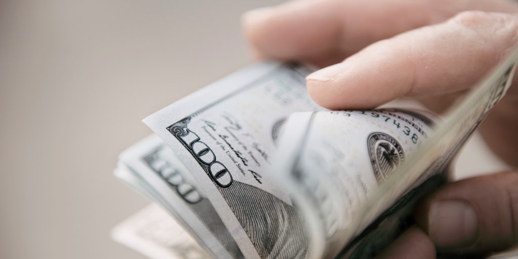 Billionaires John Laura Arnold To Give 5 Of Wealth Yearly Fox Business