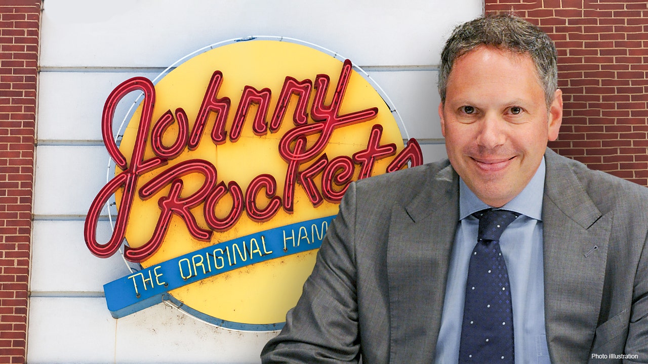 Johnny rockets owner says texas restaurants ‘roaring back’ amid covid reopening