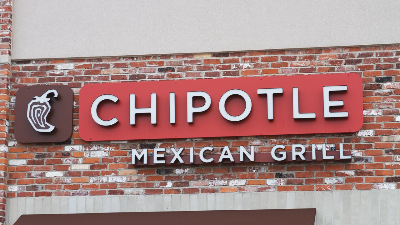 az-news-ai.blogspot.com - Chipotle testing new protein option in select cities ahead of possible nationwide launch - Fox Business