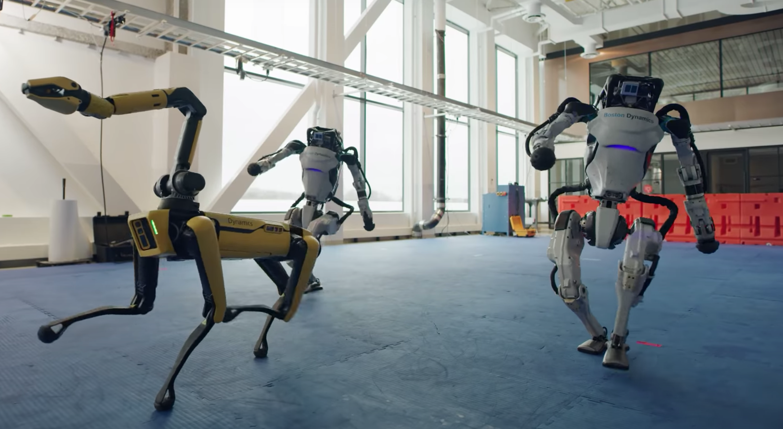 Boston Dynamics robots detonate a new viral video, Elon Musk takes notice