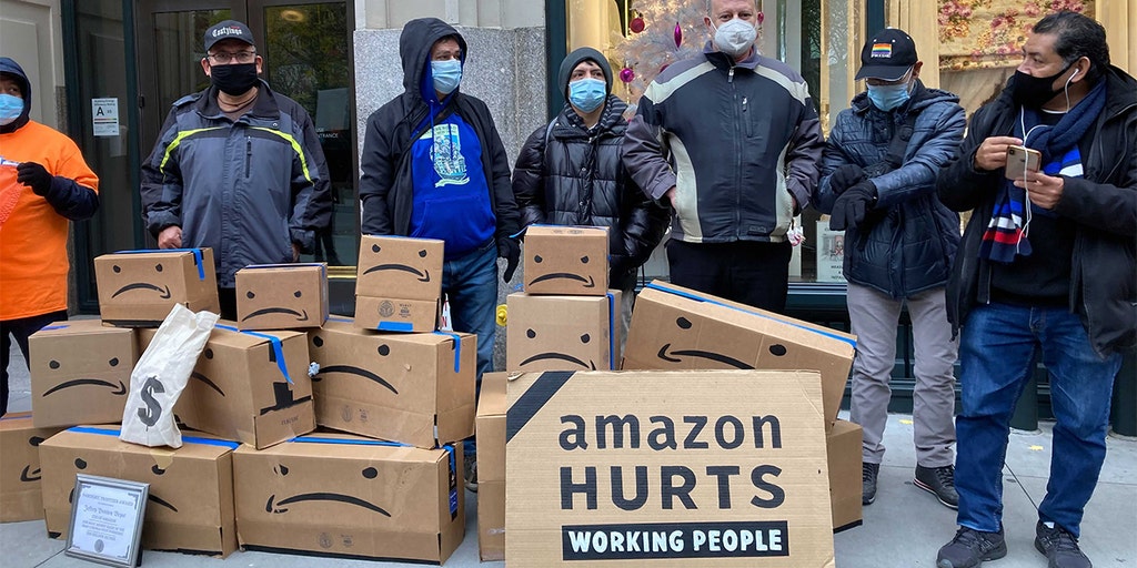 Amazon Workers Community Members Protest Outside Jeff Bezos Nyc Home For Better Covid 19 Protections Fox Business