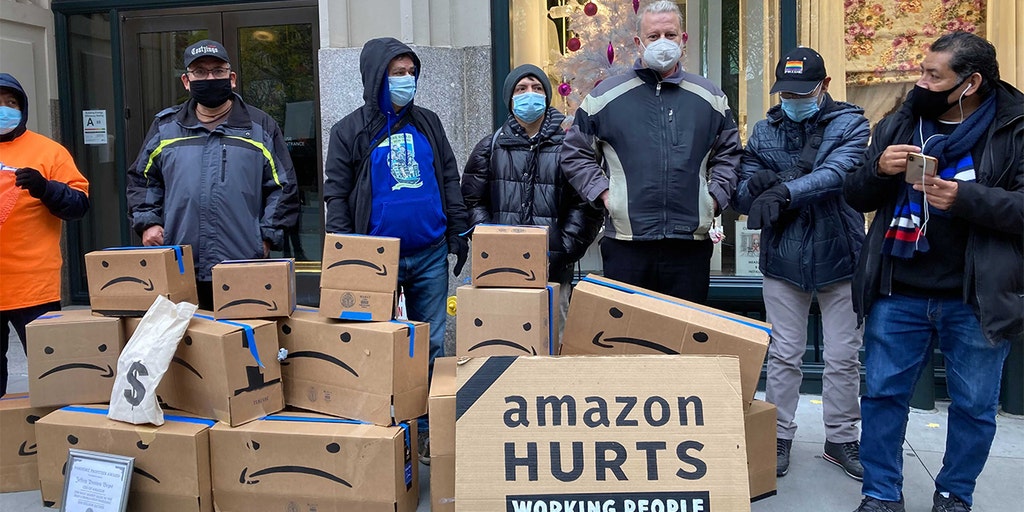 Amazon Workers Community Members Protest Outside Jeff Bezos Nyc Home For Better Covid 19 Protections Fox Business Amazon Workers Community Members Protest Outside Jeff Bezos Nyc Home For Better Covid 19 Protections Fox Business
