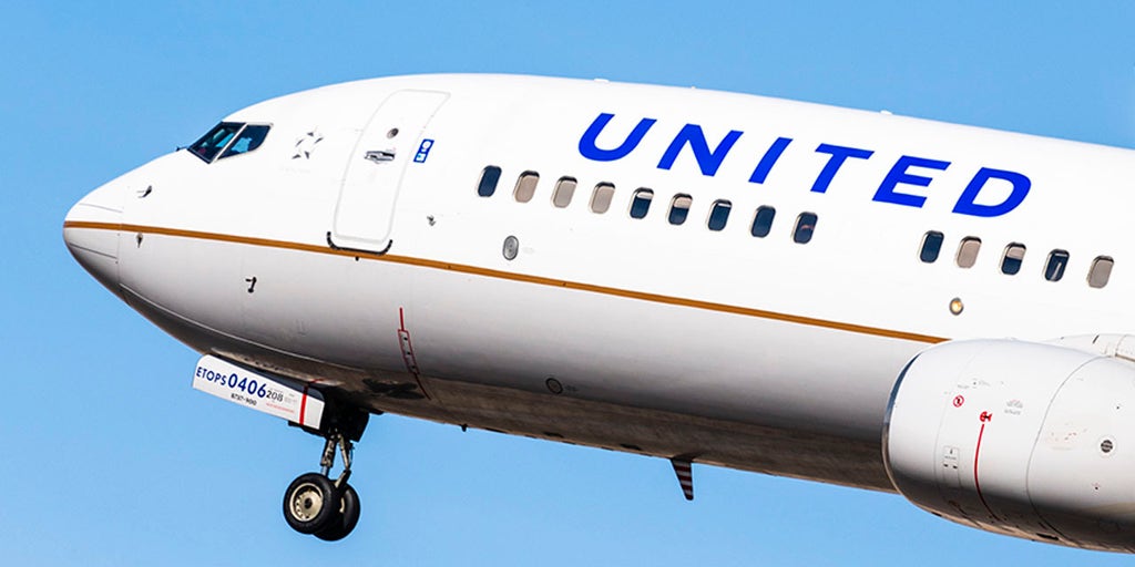 American, United Airlines cancel 27,000 furloughs after COVID-19 relief passes - Vimarsana News