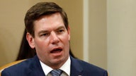 Swalwell, other House Dems back vaccine requirement for boarding planes