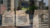 Shake Shack to pay holiday bonuses up to $400 for hourly workers: Report