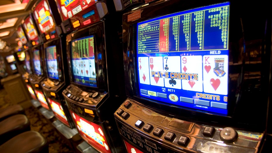 casino poker machines