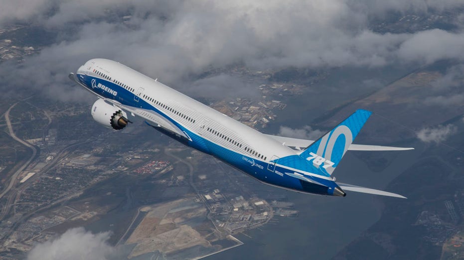 Boeing 787