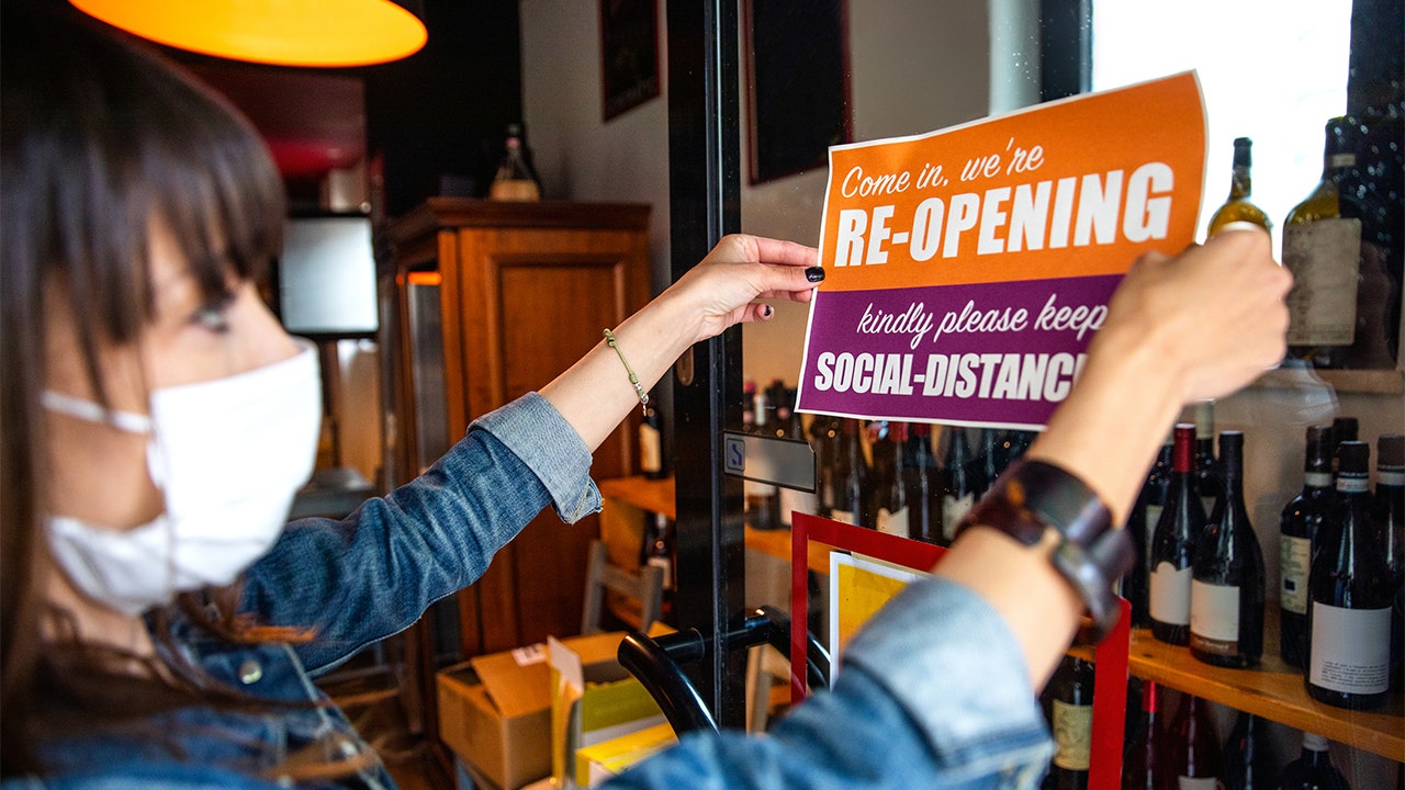 Small businesses incorporating new technology to survive the coronavirus pandemic Small businesses incorporating new technology to survive the coronavirus pandemic