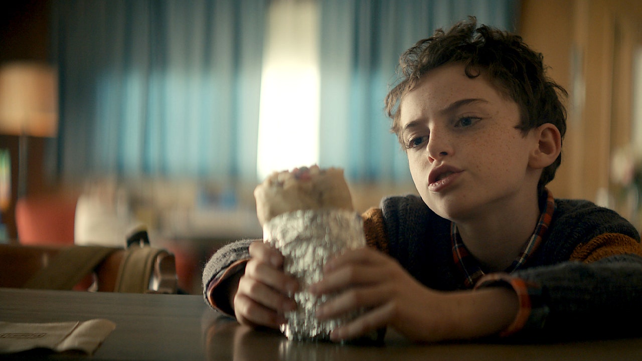 Chipotle to show first Super Bowl ad, featuring local farmers