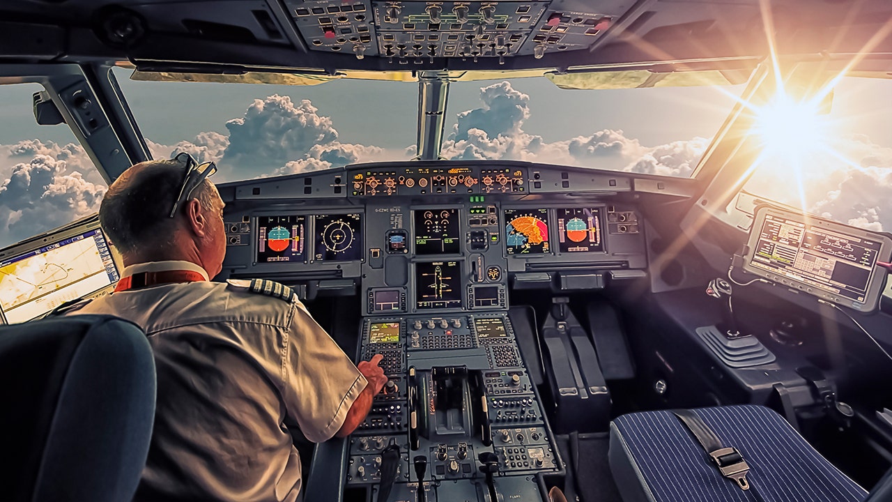Pilots react to lack getting airways into troubled skies