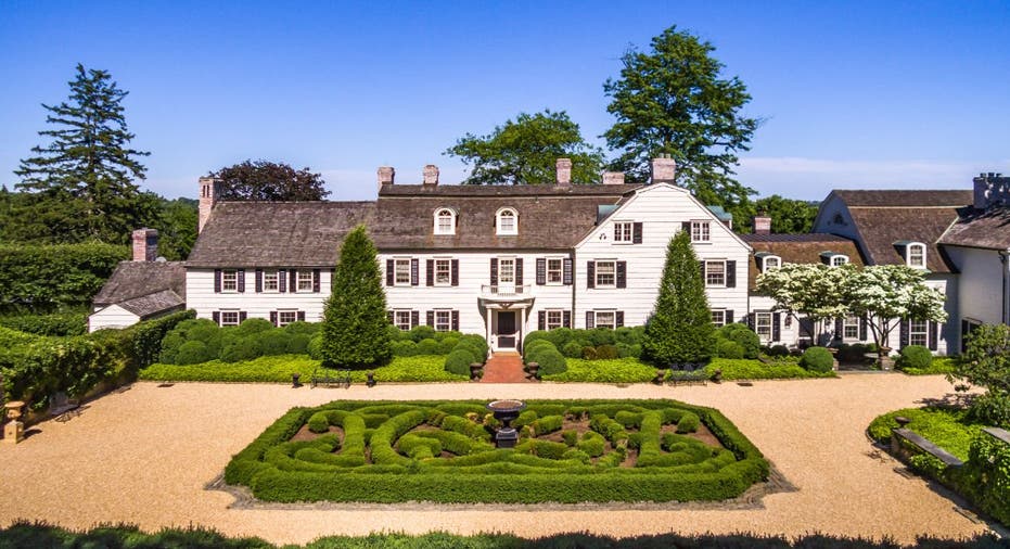 nearby tommy hilfiger