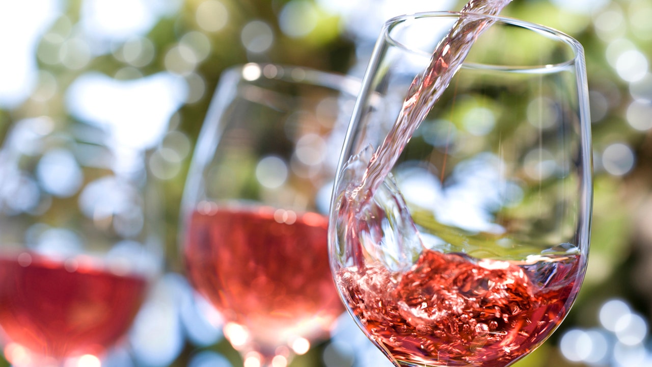 MarketWatch deletes the tweet about “average Americans” paying $ 90 for wine, $ 5 for gas MarketWatch deletes the tweet about “average Americans” paying $ 90 for wine, $ 5 for gas