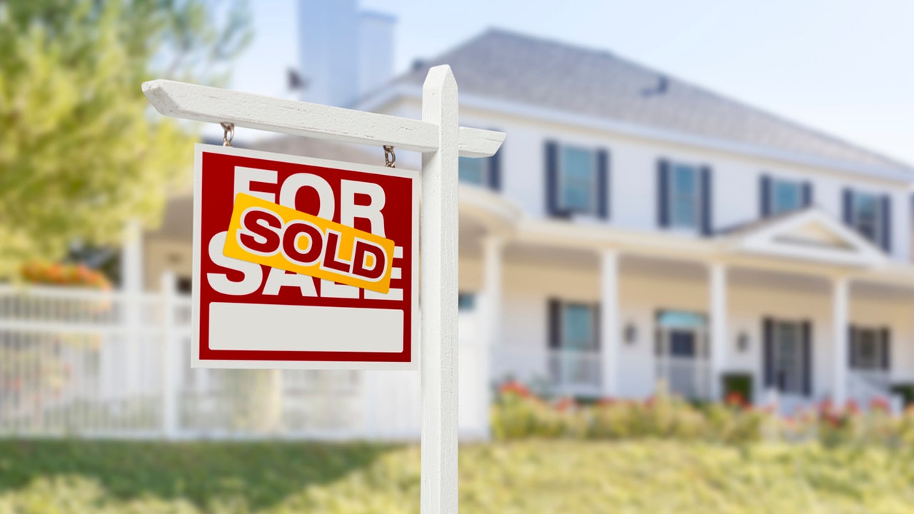Record number of homes sold above the US list price amid a strong sellers market