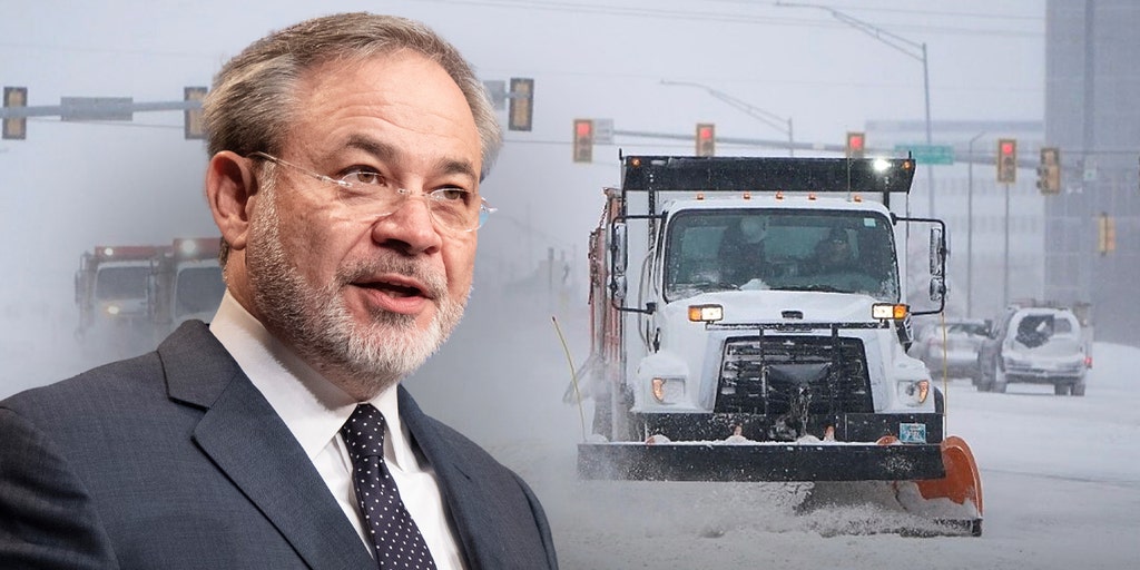 Texas storm shuttering green energy an 'avoidable tragedy': Ex-energy secretary - Vimarsana News