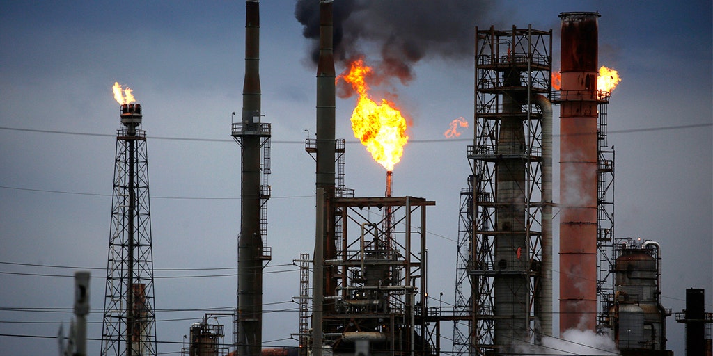 Exxon Mobil, Aramco Texas oil refineries temporarily shut down for unexpected mid-winter freeze - Vimarsana News