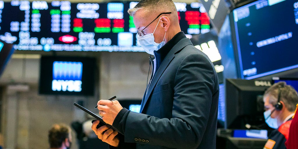 Tech stocks slide as bond yields rise ahead of Fed decision - Vimarsana News