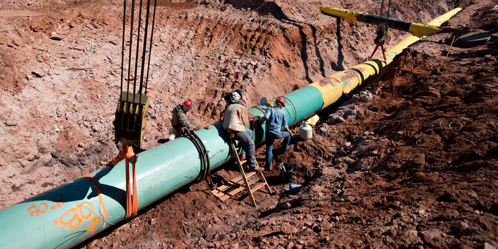 Biden's Keystone XL pipeline order costs hundreds more oil worker jobs - Vimarsana News