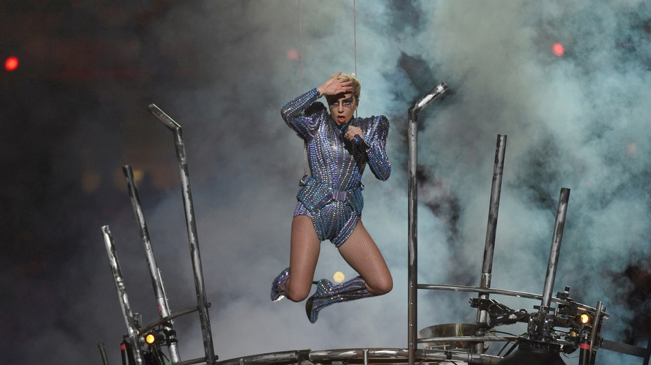 Here’s how much Super Bowl halftime shows cost World