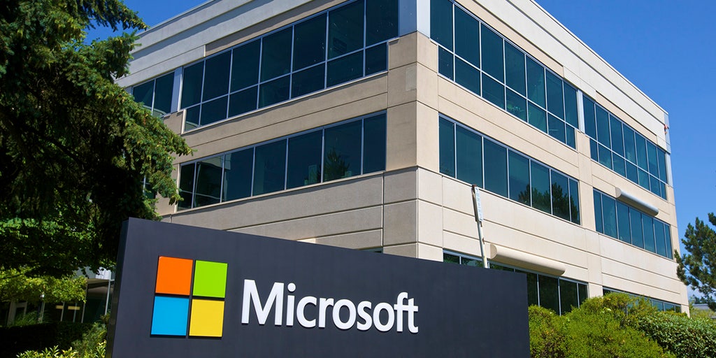 Microsoft wins $21B Army contract to supply HoloLens augmented reality headsets - Vimarsana News