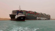 Suez Canal gives oil wild 24 hours