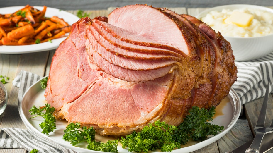 spiral sliced ham servings per pound