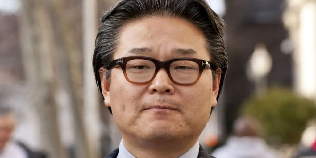 Archegos owner Bill Hwang, former CFO charged with fraud and hit with SEC complaint - Vimarsana News