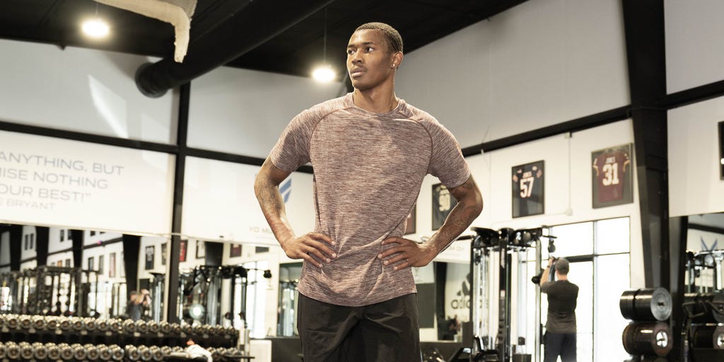 DeVonta Smith Joins Wellness Brand Therabody as an Athlete Ambassador -  Boardroom